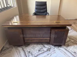 L Shape Executive Table And Chair