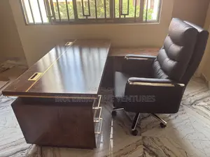 L Shape Executive Table And Chair