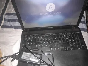 Laptop Toshiba Satellite C850 4GB Intel HDD+SSD 256GB