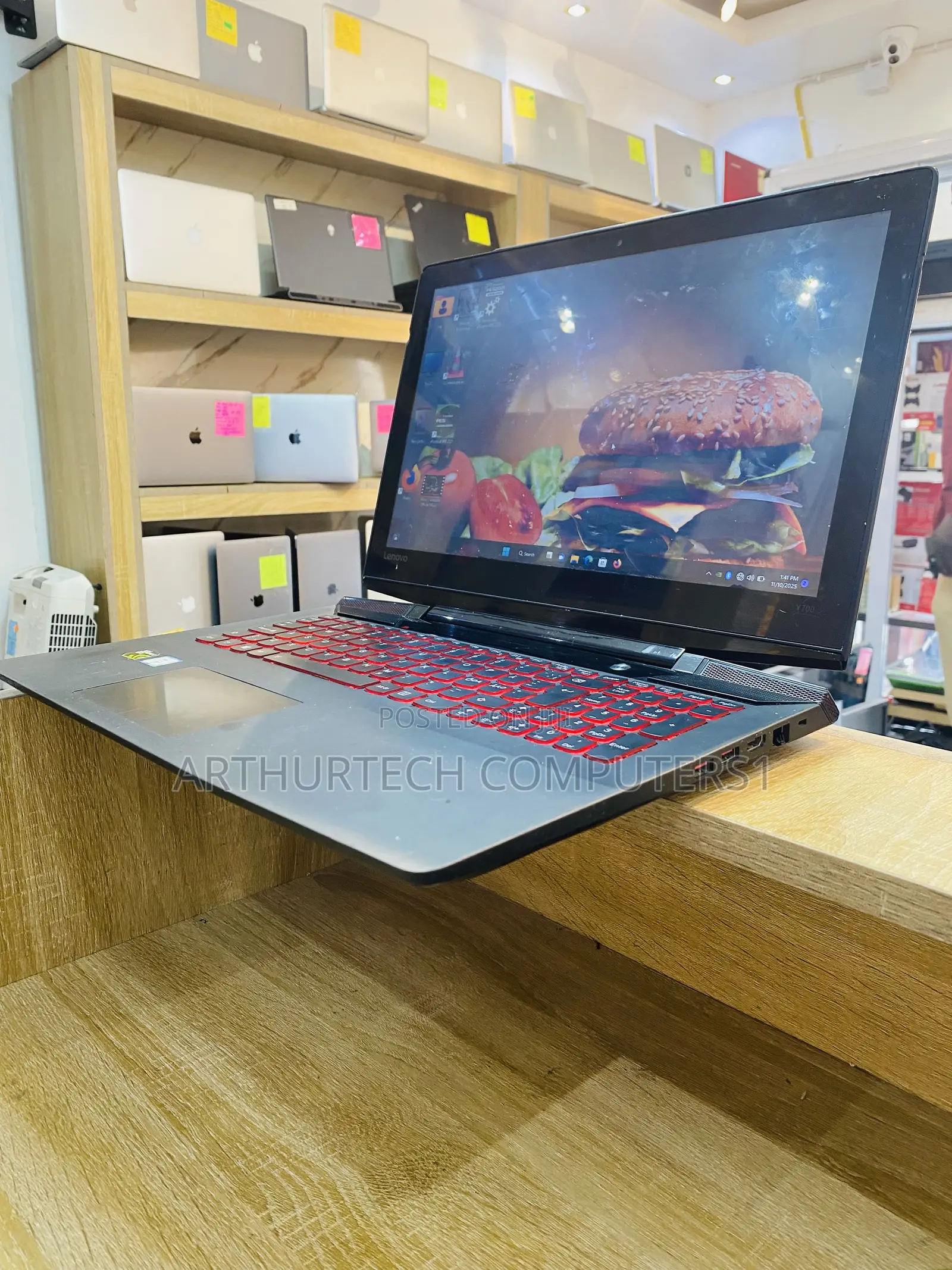 Lenovo Legion Y7000P IRX9 Gaming Laptop 16GB Intel Core I5 SSD 256GB