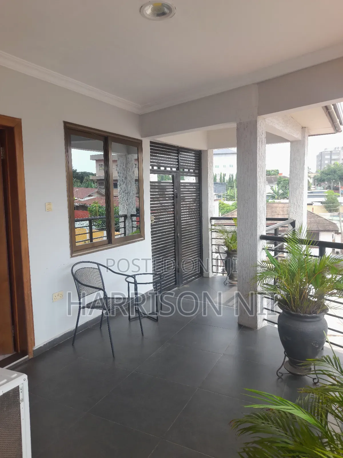 Furnished Studio Apartment in Asylumdown for rent
