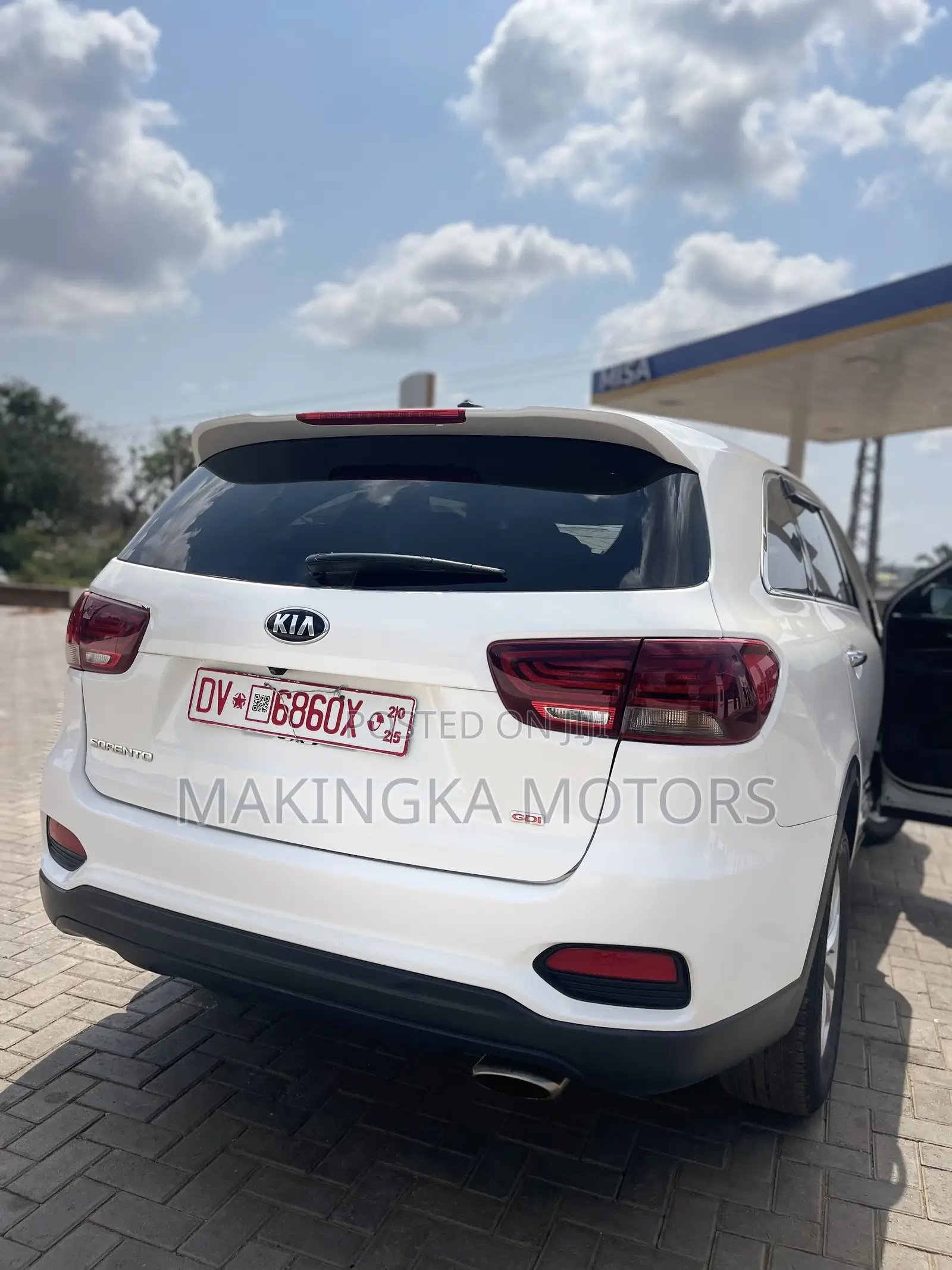 Kia Sorento 2.4L LX AWD 2019 White