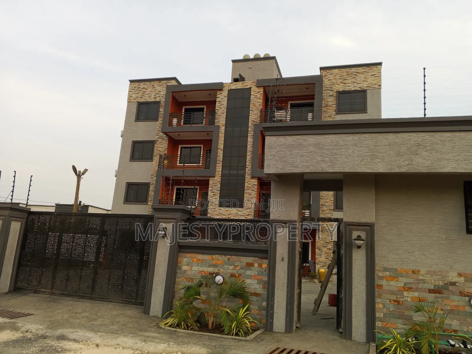 2bdrm Apartment in Lashibi, Spintex for rent