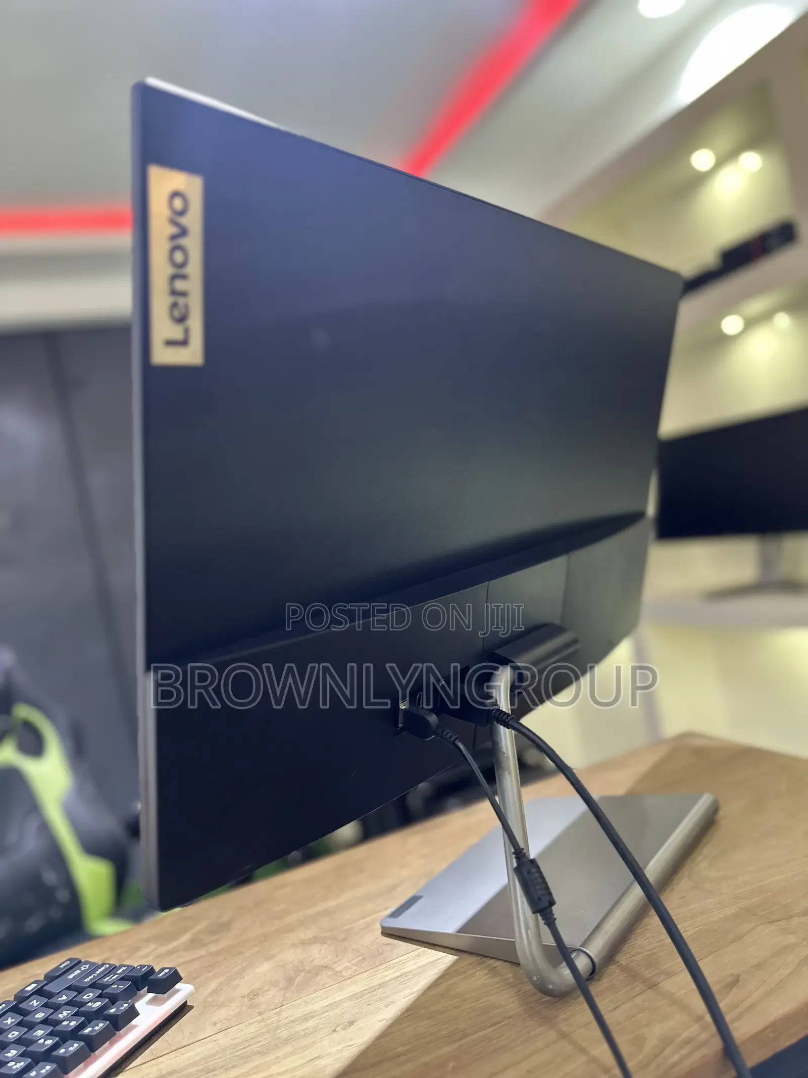 Lenovo QHD 27" Ips LCD Monitor