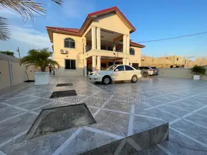 6bdrm Duplex in Pokuase for sale