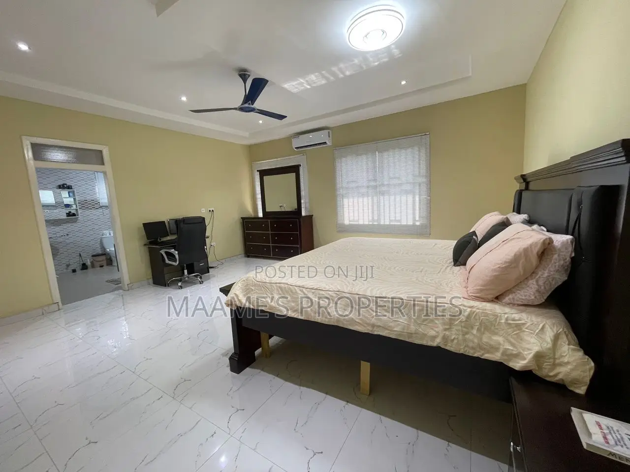 6bdrm Duplex in Pokuase for sale