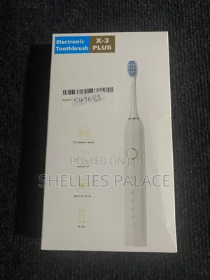 Electric Toothbrush Set, Comes With 4 Brush Heads