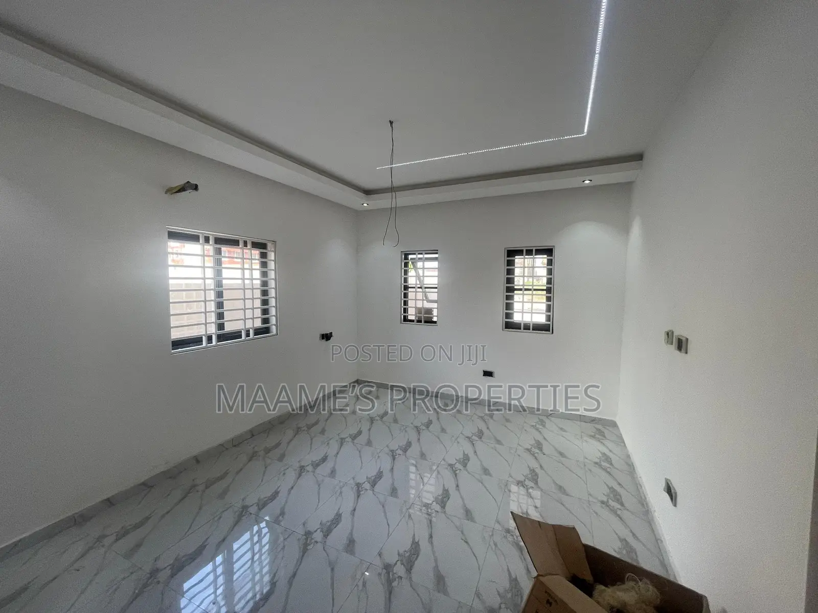 4bdrm Duplex in Kwabenya for sale