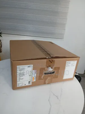 New Cisco 3850 48p Poe+Switch. Discounted
