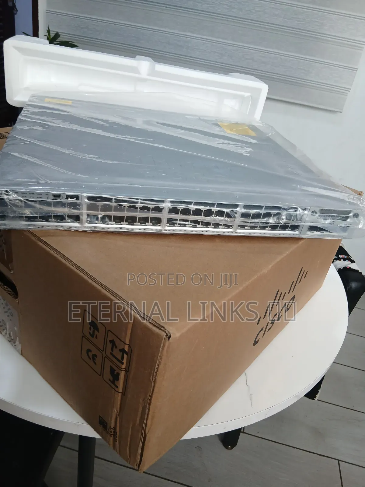 New Cisco 3850 48p Poe+Switch. Discounted