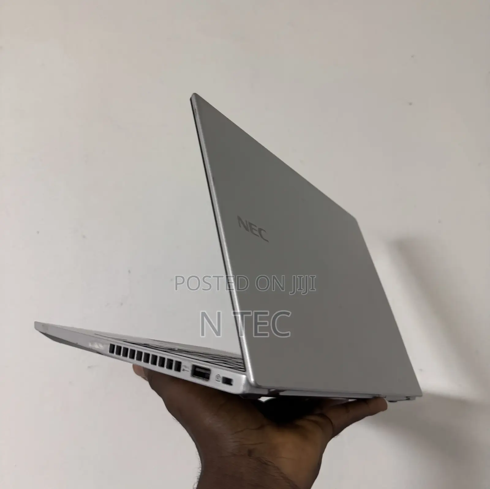 Laptop NEC N22G 8GB Intel Core I5 SSD 256GB