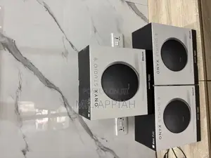 Sealed in Box Harman Kardon Onyx 9 Portable Bluetooth Speaker.