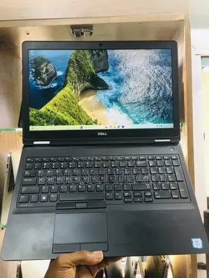 Laptop Dell Latitude 15 E5570 8GB Intel Core I5 SSD 256GB