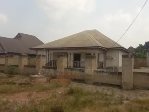 6bdrm House in Kenyasi Adwumam, Kumasi Metropolitan for sale