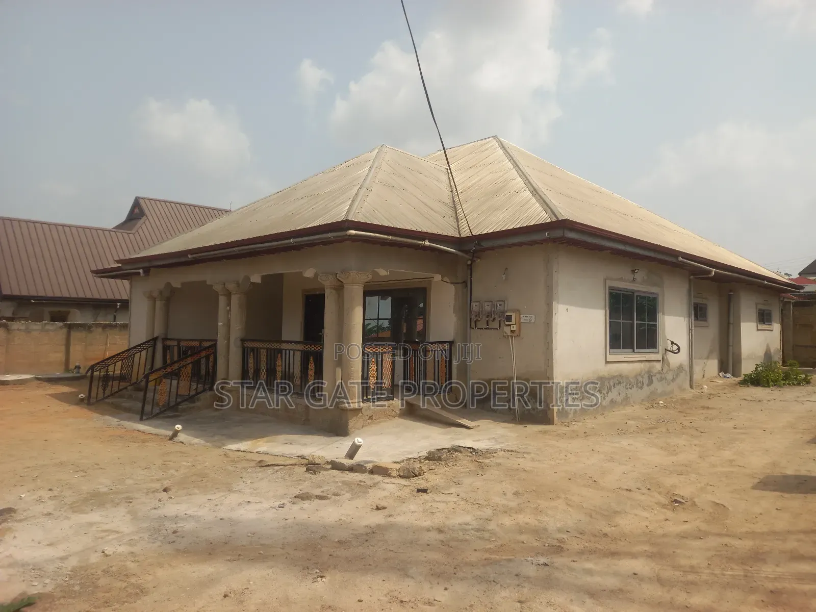 6bdrm House in Kenyasi Adwumam, Kumasi Metropolitan for sale