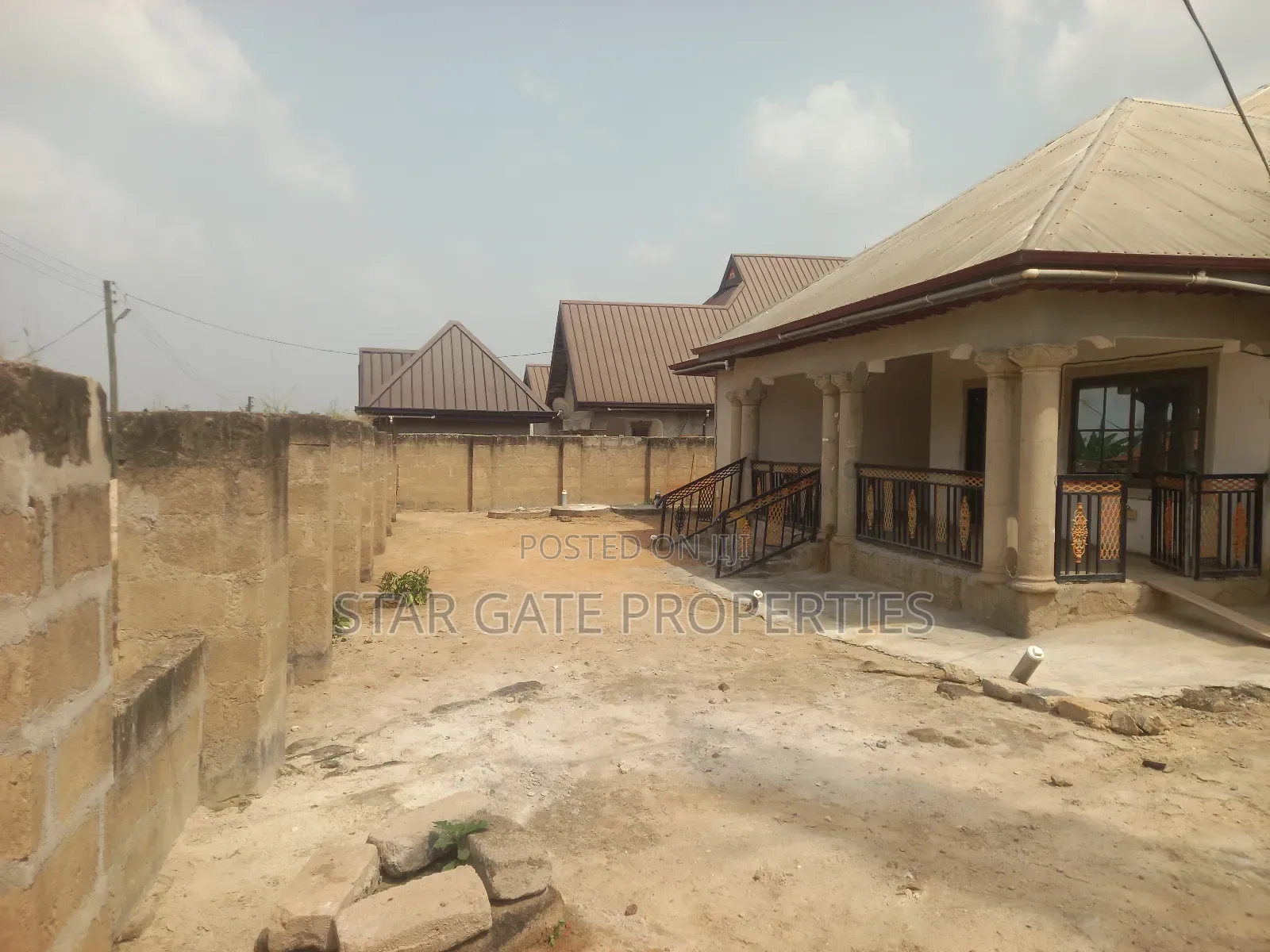 6bdrm House in Kenyasi Adwumam, Kumasi Metropolitan for sale