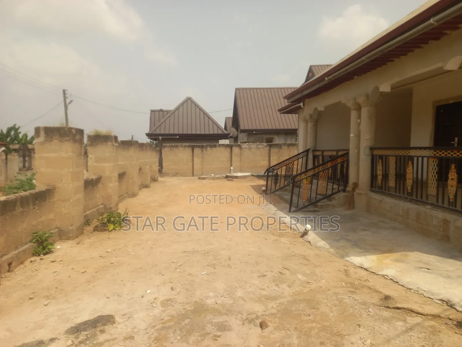 6bdrm House in Kenyasi Adwumam, Kumasi Metropolitan for sale
