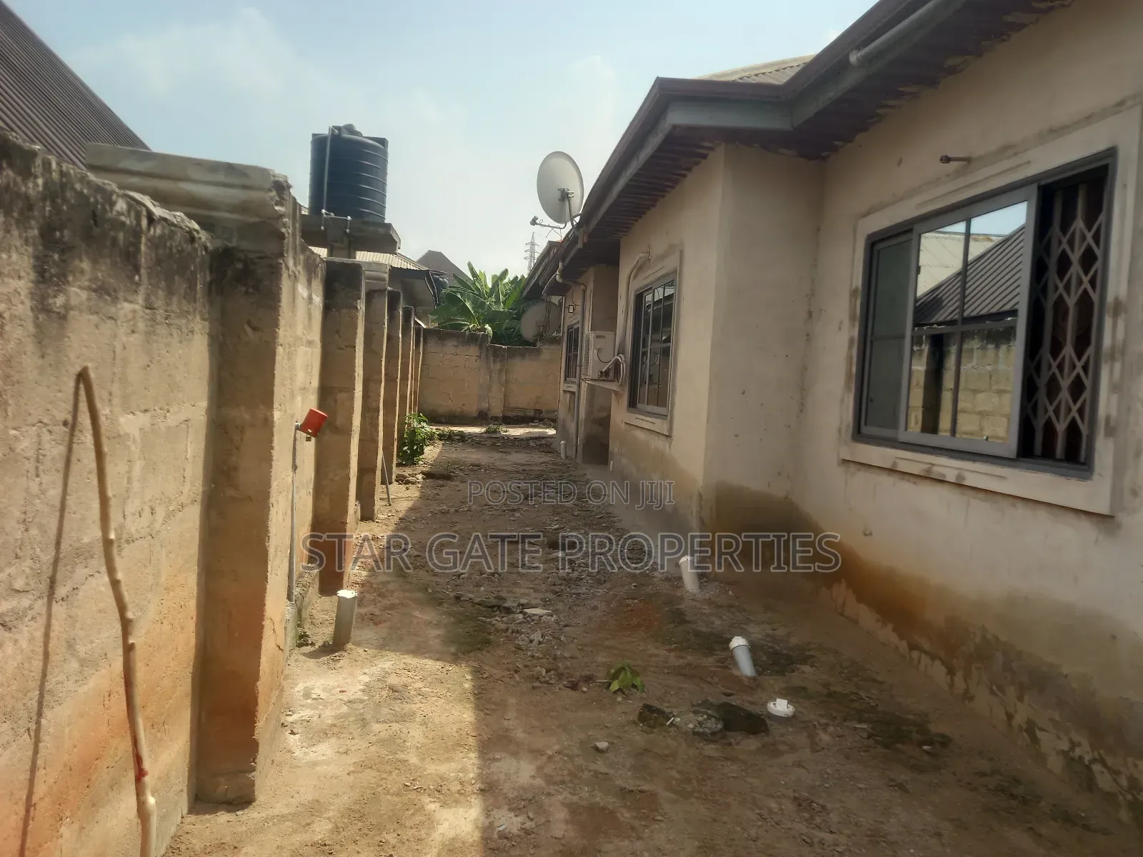 6bdrm House in Kenyasi Adwumam, Kumasi Metropolitan for sale