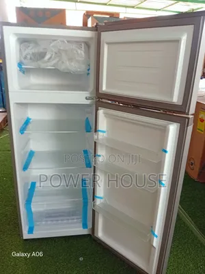 Goldstar 210l Refrigerator Freezer – Efficient Cooling