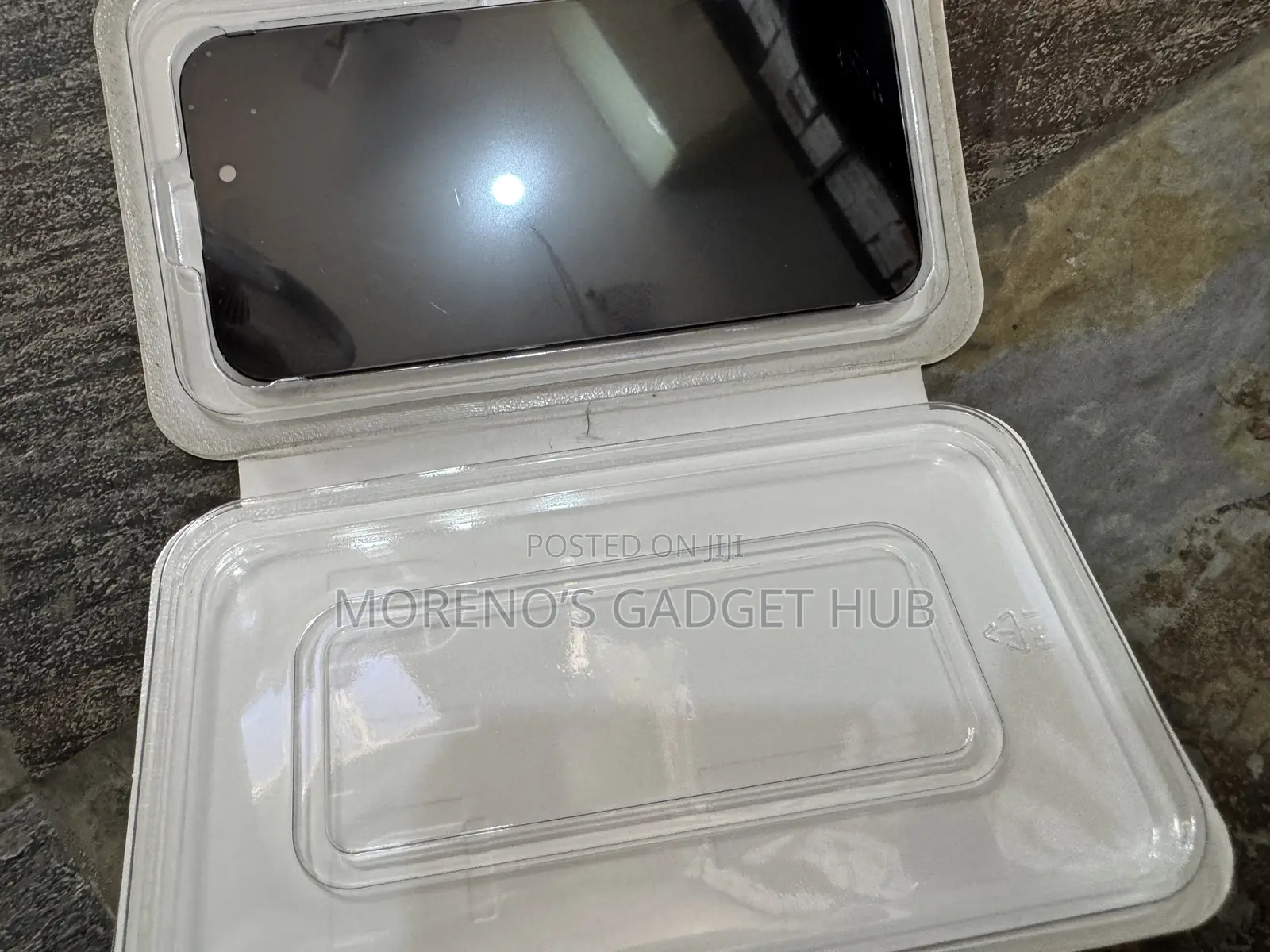 Normal Screen For iPhone 16