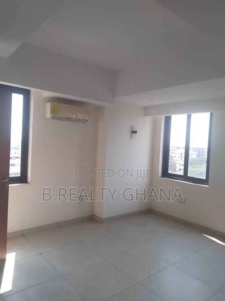 3bdrm Apartment in Sakumono for rent