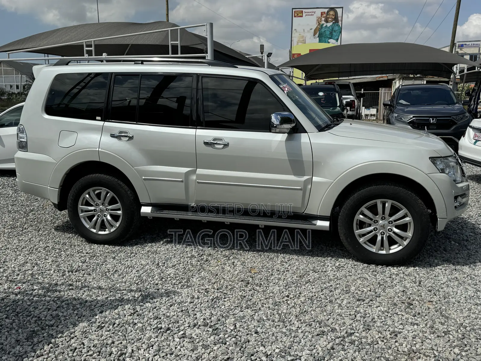 Mitsubishi Pajero V90 3.0 V6 GLS/GLX 2020 White