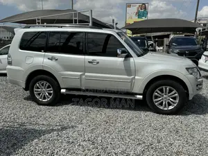 Mitsubishi Pajero V90 3.0 V6 GLS/GLX 2020 White