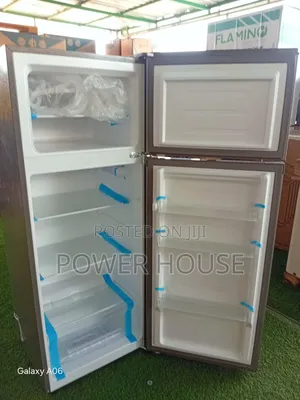 Smart Storage Goldstar 210 Litres Fridge Freezer