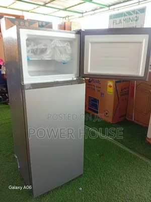 Goldstar 210 Litres Fridge Freezer – Solid Build