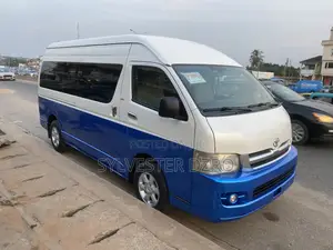 Toyota HiAce 2012 Black