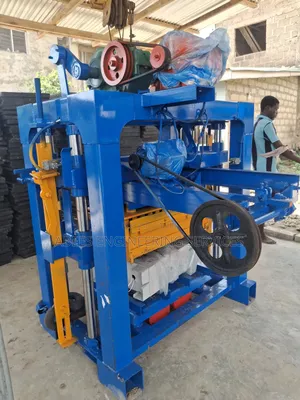Qt4-40 Block Machine