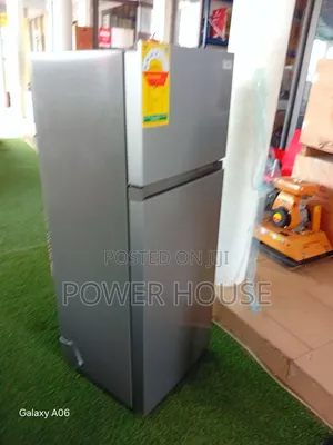 Goldstar 210 Litres Refrigerator With Freezer