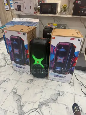 Easy to Grip Handle JBL Party Box 710