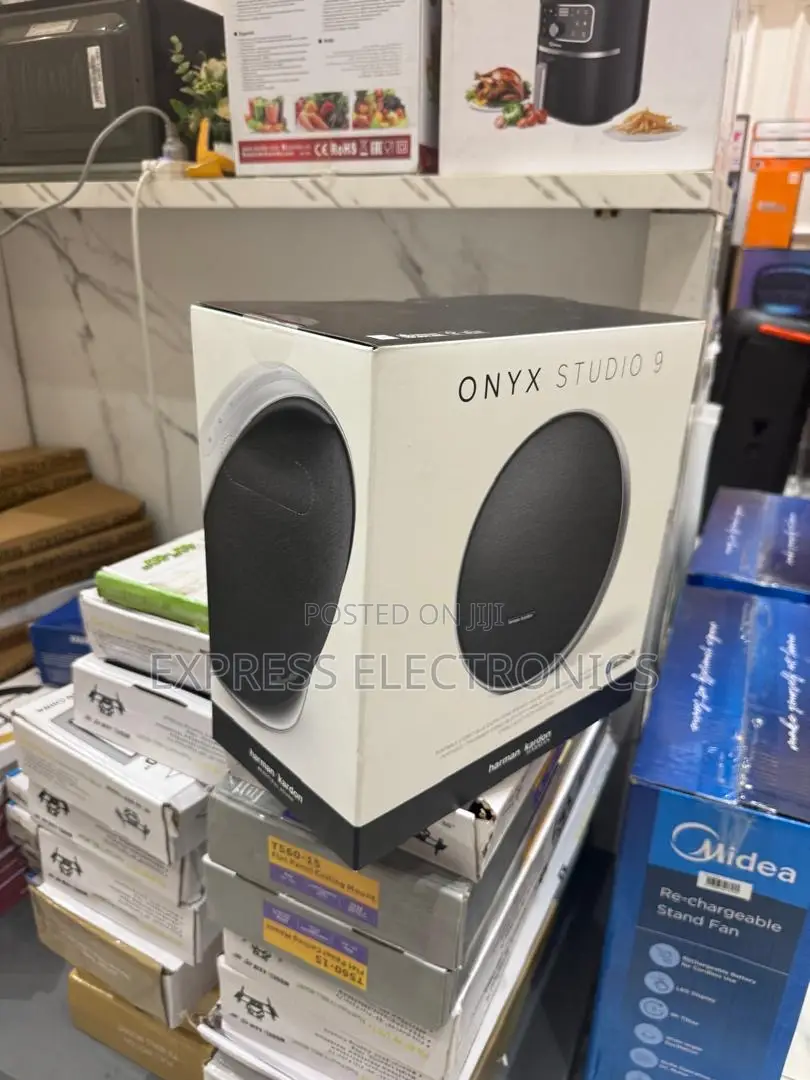 Newly Sealed in Box Onxy Studio 9 Bluetooth