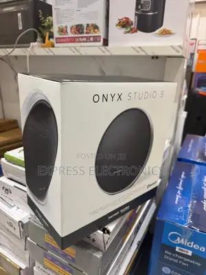 Onxy Studio 9 Bluetooth Speaker Black
