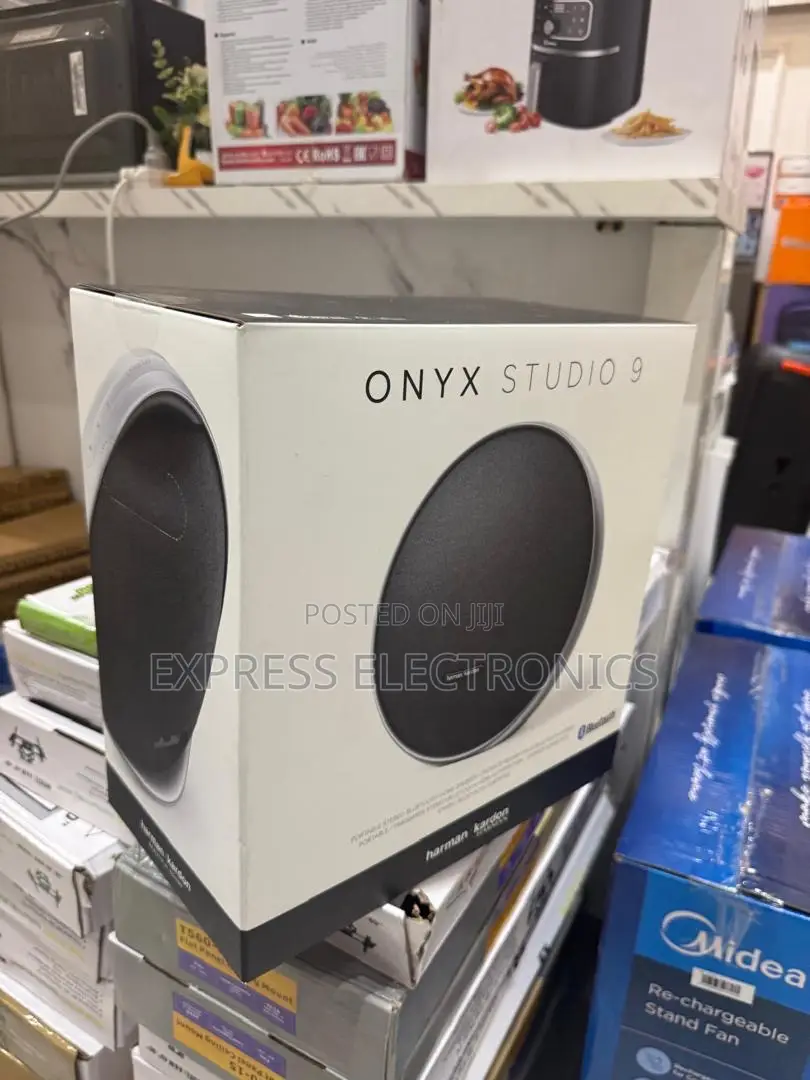 Onxy Studio 9 Bluetooth Speaker Black