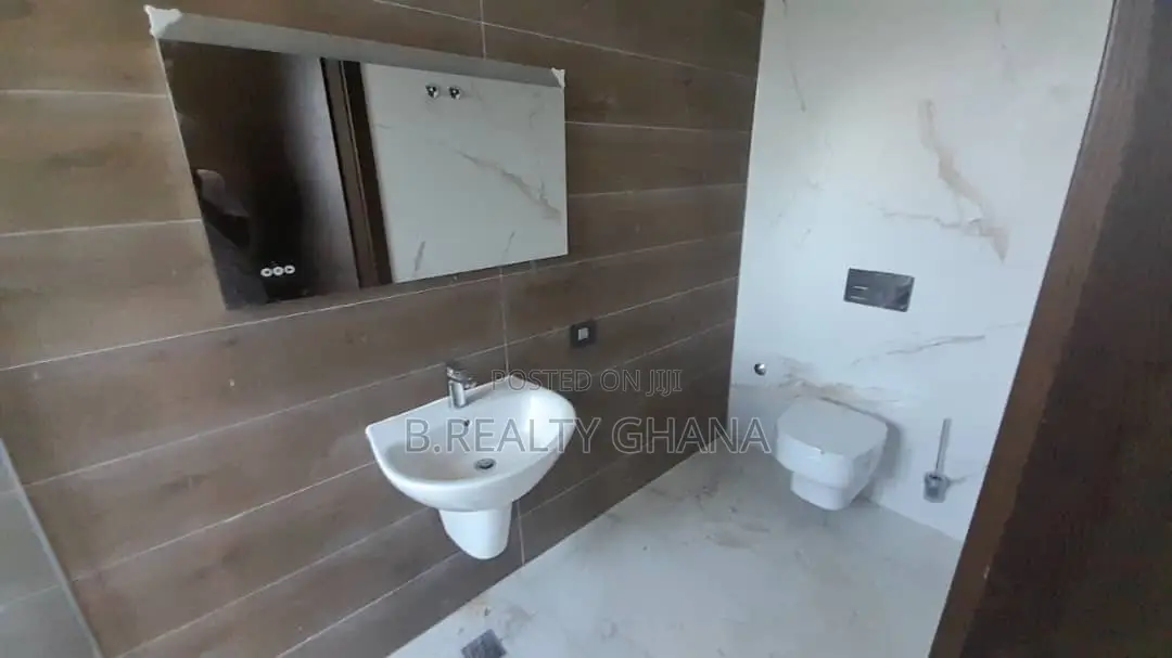 4bdrm Townhouse / Terrace in US Embassy Area for rent
