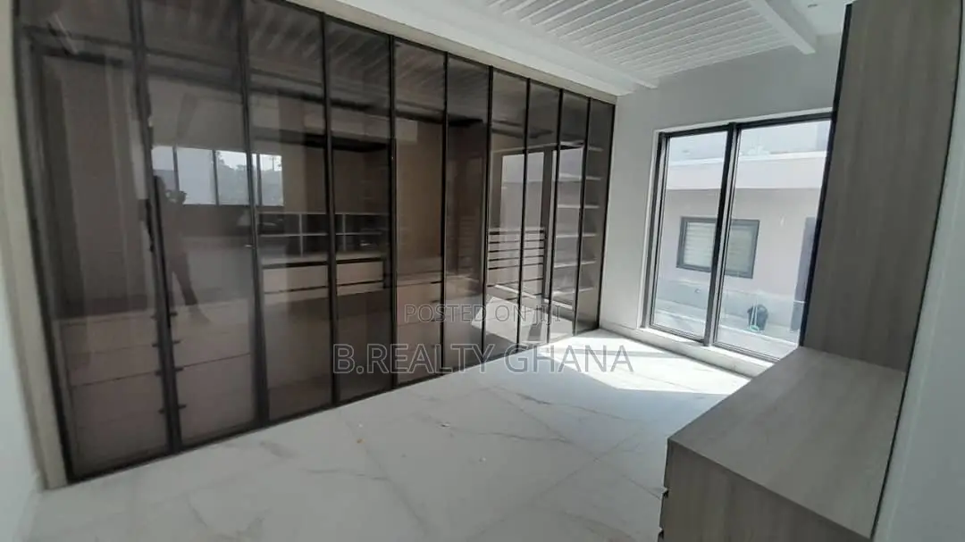 4bdrm Townhouse / Terrace in US Embassy Area for rent