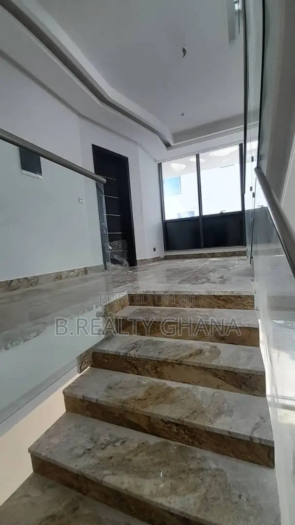 4bdrm Townhouse / Terrace in US Embassy Area for rent