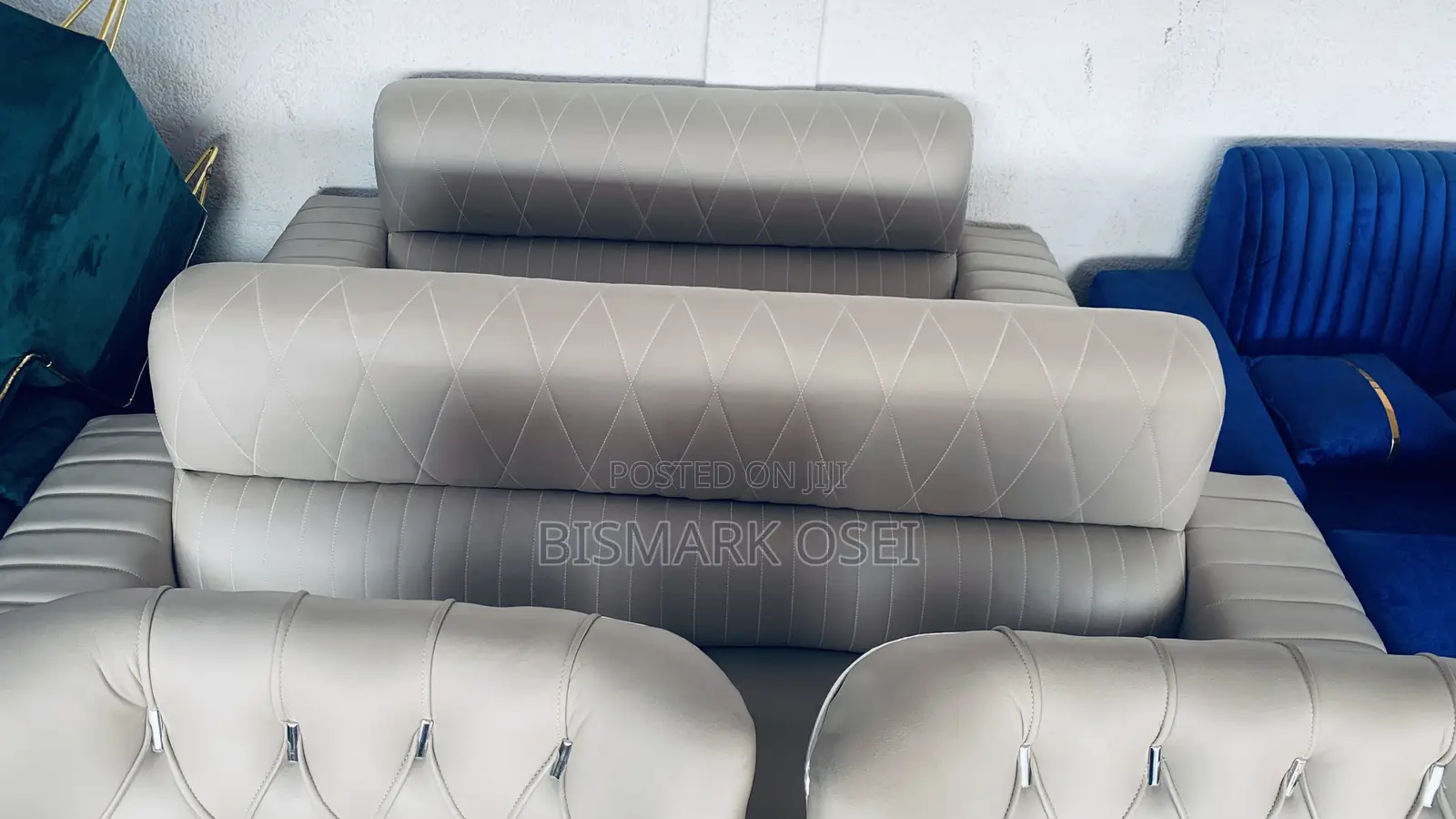 Comfortable Royal Sofa Set