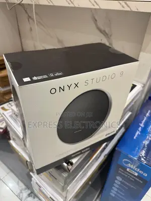 Ultra Modern Sleek Black Onyx 9 Bluetooth Speaker