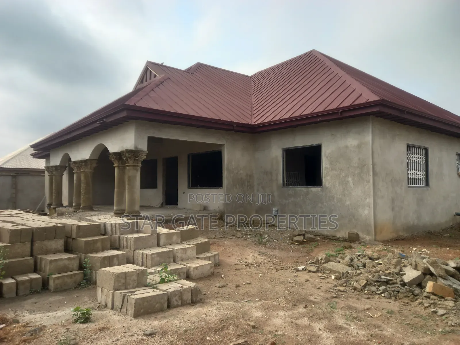 5bdrm House in Adesina, Kumasi Metropolitan for sale