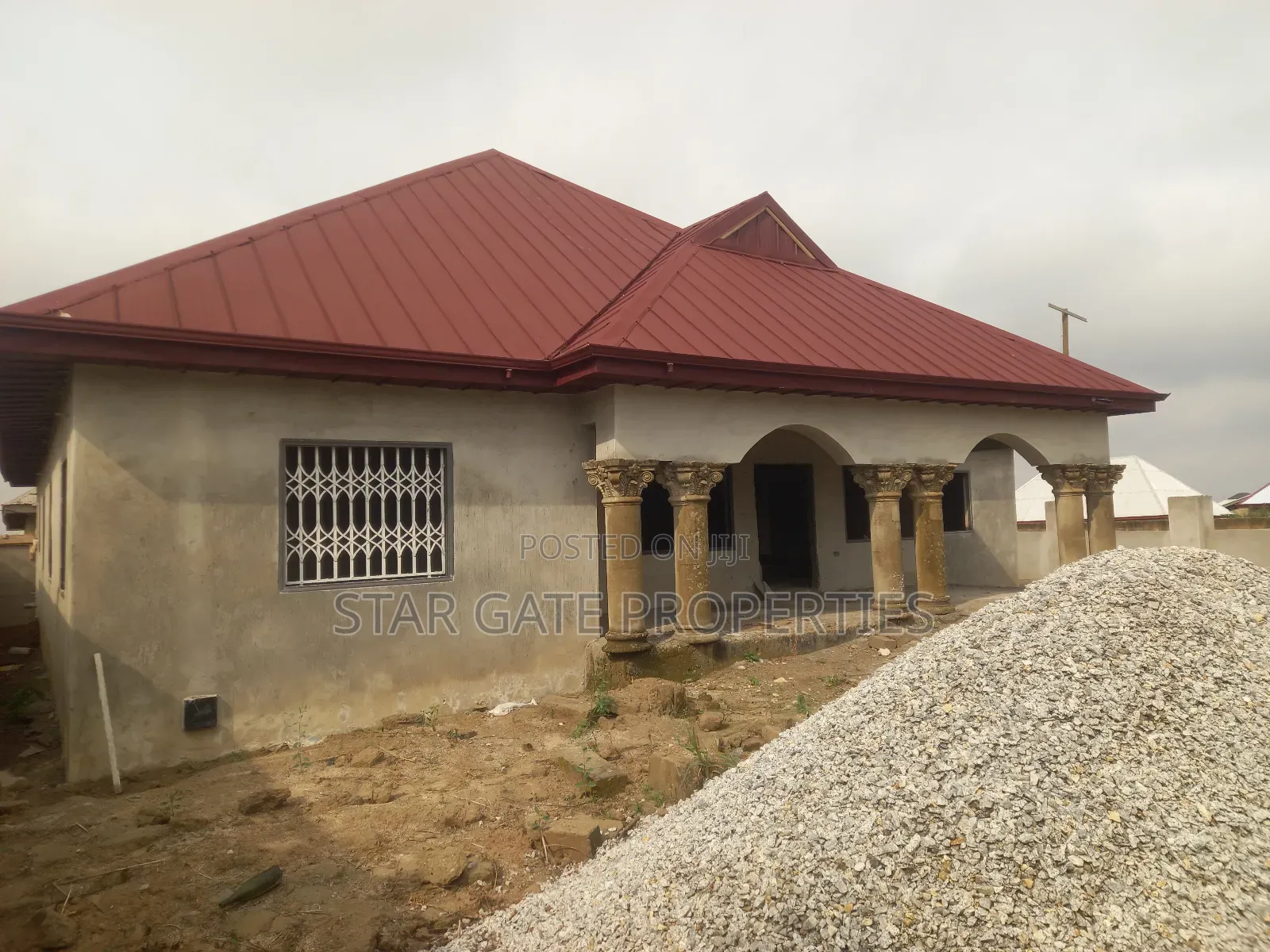 5bdrm House in Adesina, Kumasi Metropolitan for sale