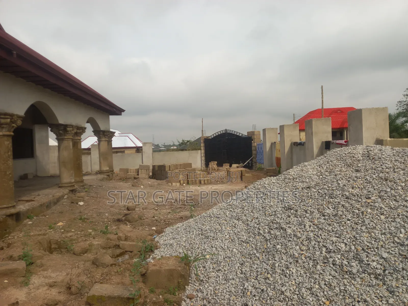 5bdrm House in Adesina, Kumasi Metropolitan for sale
