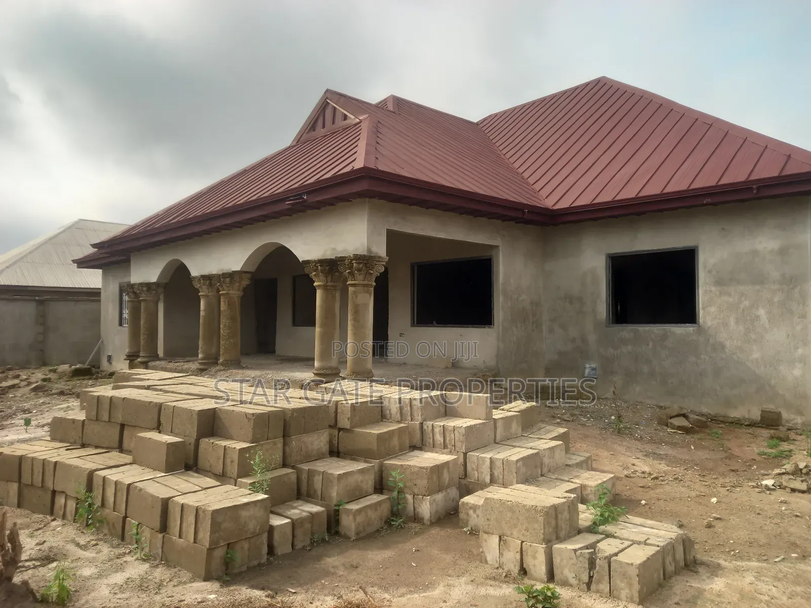 5bdrm House in Adesina, Kumasi Metropolitan for sale