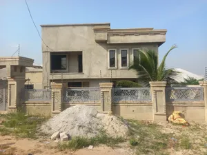 5bdrm House in Kenyasi Bosore, Kumasi Metropolitan for sale