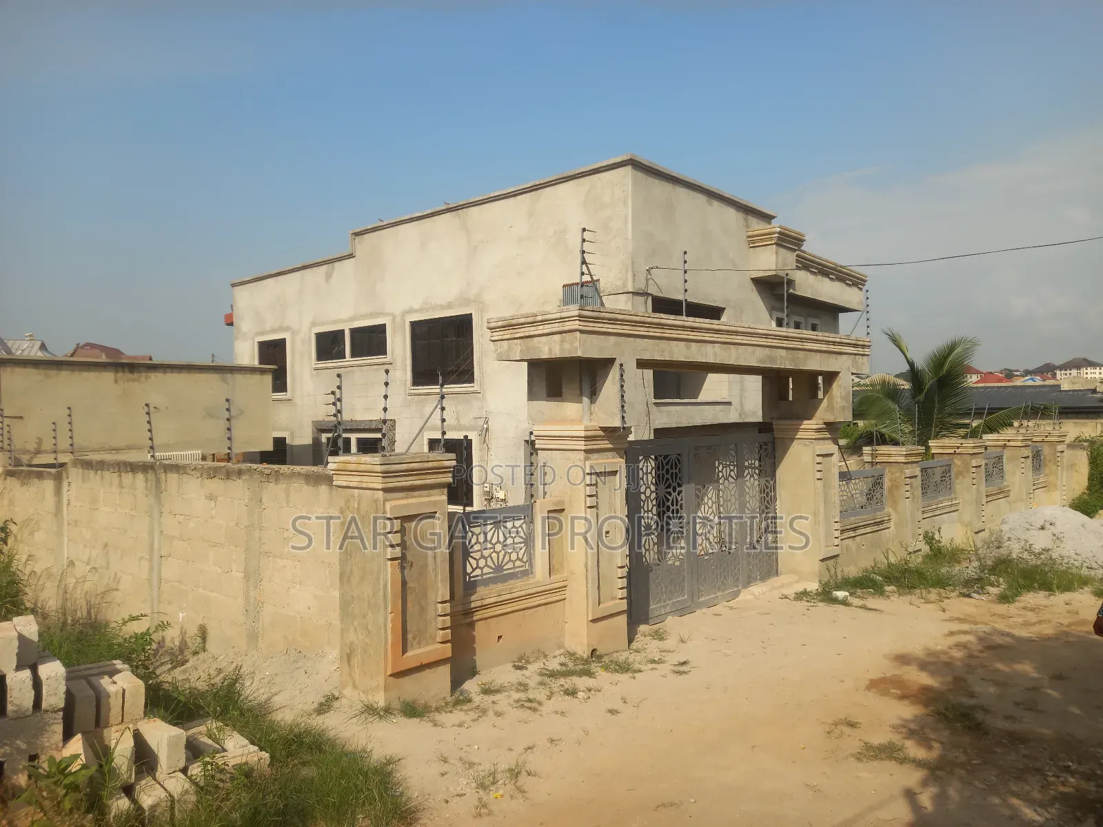 5bdrm House in Kenyasi Bosore, Kumasi Metropolitan for sale