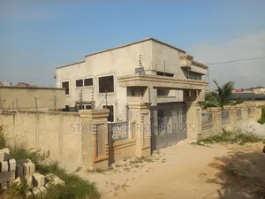 5bdrm House in Kenyasi Bosore, Kumasi Metropolitan for sale