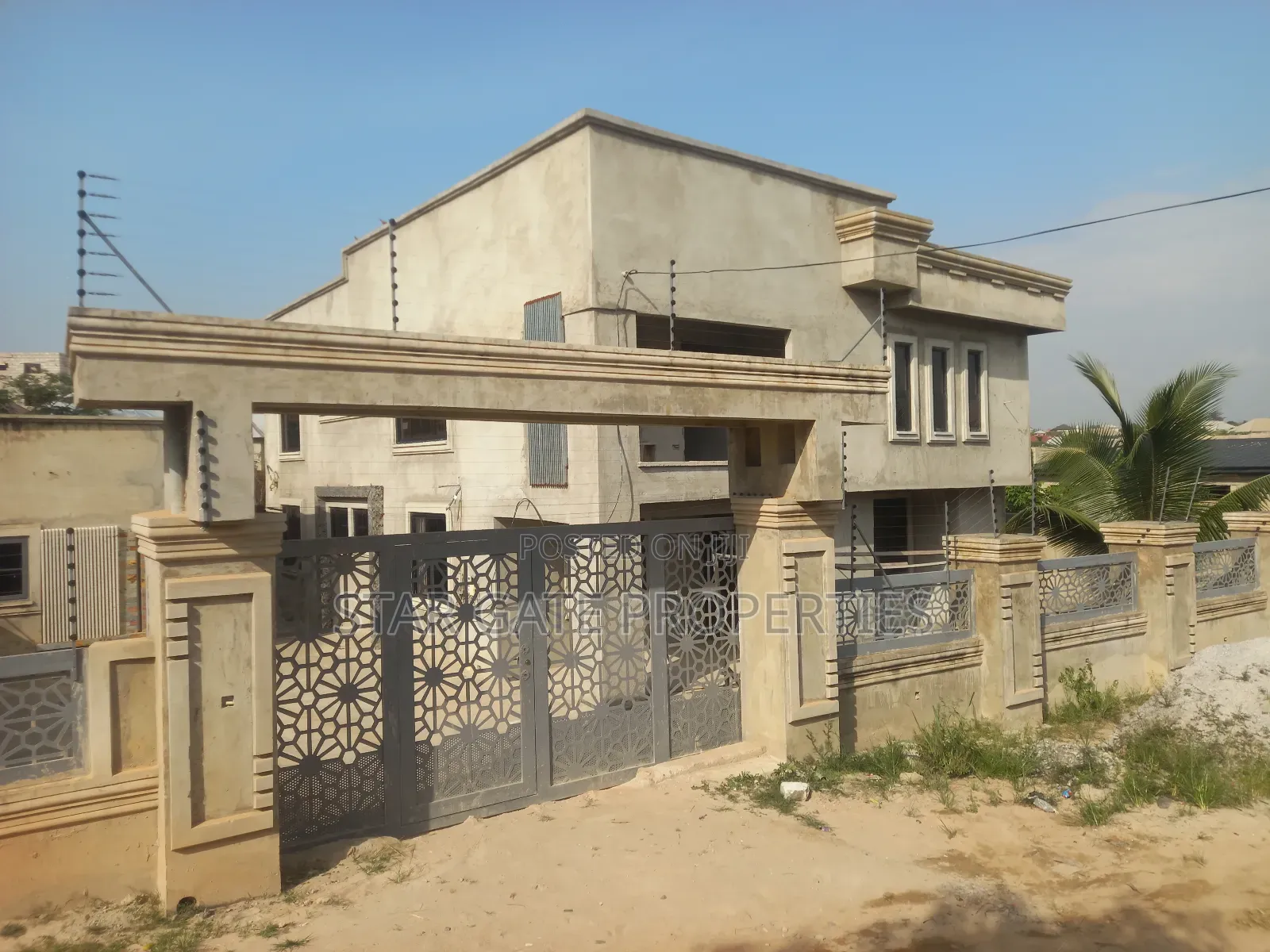 5bdrm House in Kenyasi Bosore, Kumasi Metropolitan for sale