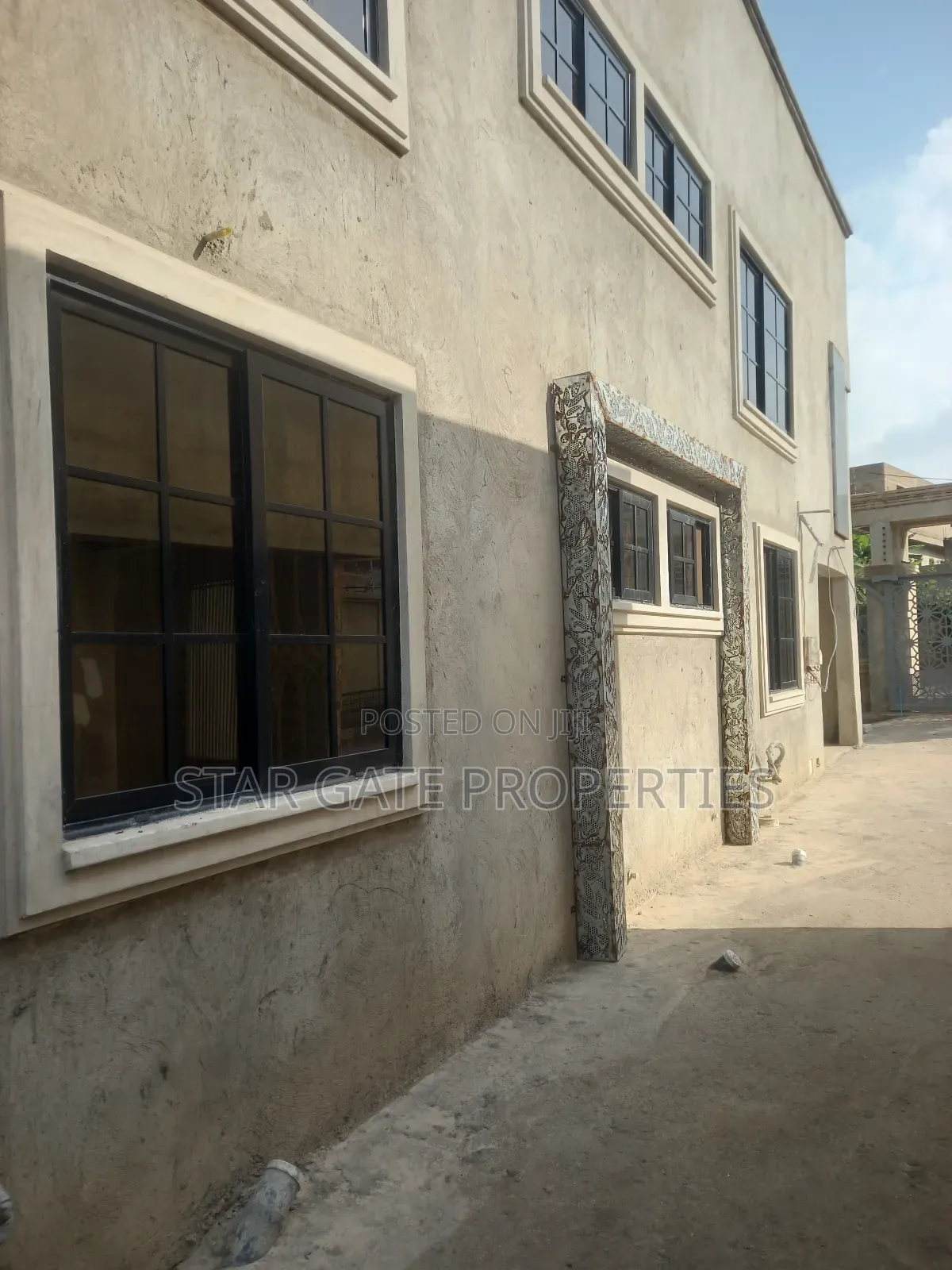 5bdrm House in Kenyasi Bosore, Kumasi Metropolitan for sale